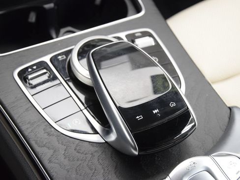 Used 2022 Mercedes-Benz C 300 Cabriolet image 28