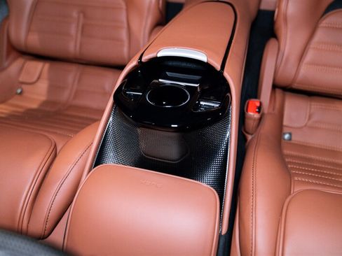 Used 2024 Ferrari Purosangue AWD/4WD image 39