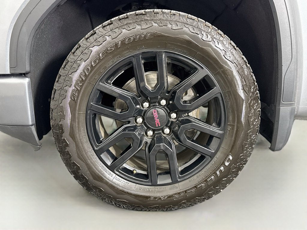 Used 2020 GMC Sierra 1500 Elevation w/ Elevation Value Package AWD/4WD image 28