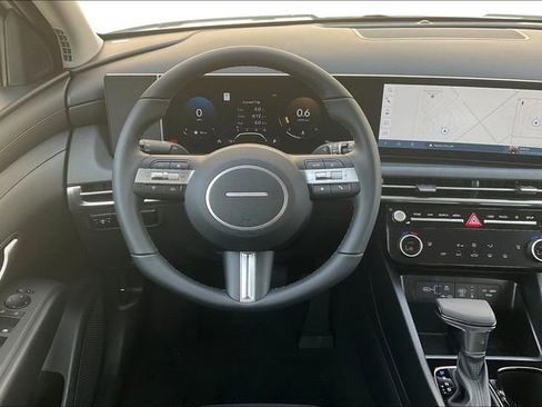 New 2025 Hyundai Tucson SEL image 12