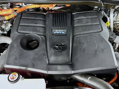 Used 2025 Toyota Sequoia TRD Pro AWD/4WD image 14