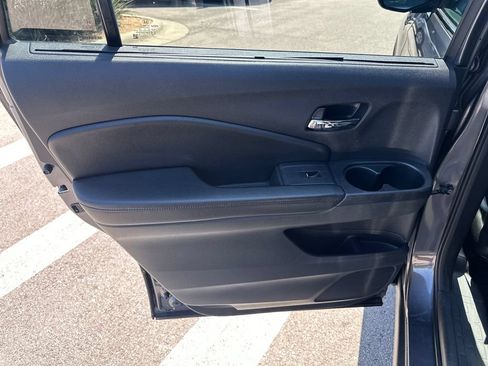 Used 2019 Honda Pilot Touring image 31