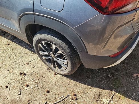 Used 2022 Chevrolet TrailBlazer LT image 12