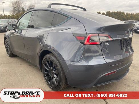 Used 2021 Tesla Model Y Long Range image 3