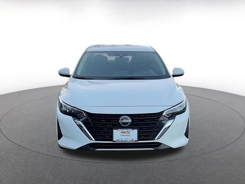 Used 2025 Nissan Sentra SV image 4