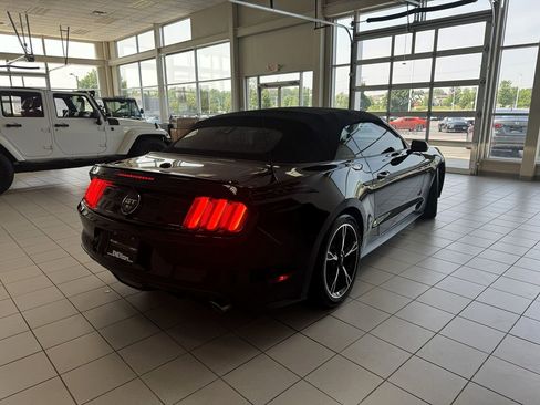 Used 2017 Ford Mustang GT Premium image 53