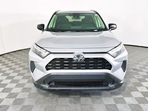Certified 2025 Toyota RAV4 LE AWD/4WD image 8