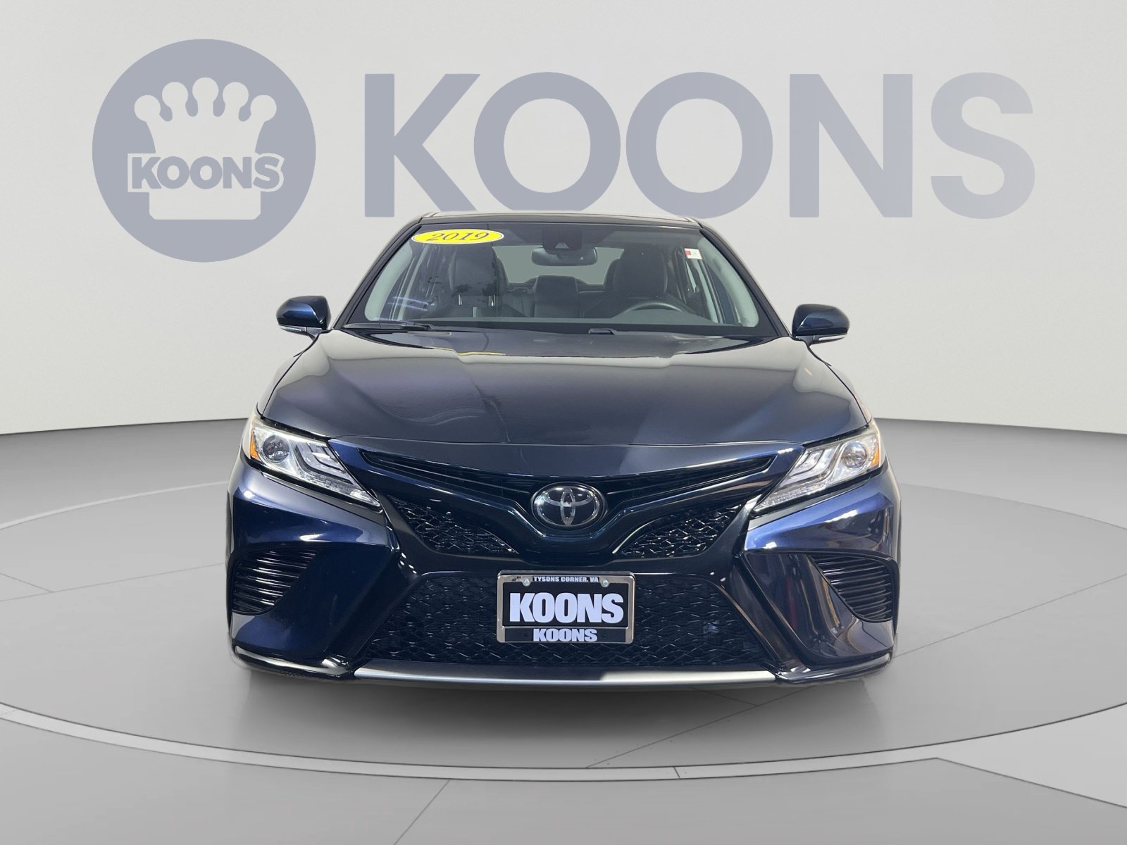 Used 2019 Toyota Camry XSE FWD image 11
