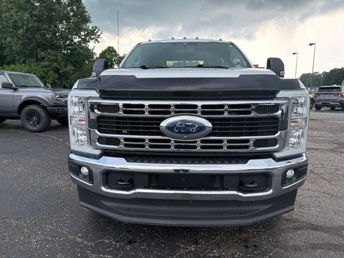 Used 2023 Ford F350 XLT w/ 360-Degree Camera Package AWD/4WD image 11