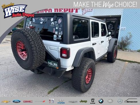 Used 2021 Jeep Wrangler Unlimited Rubicon AWD/4WD image 5