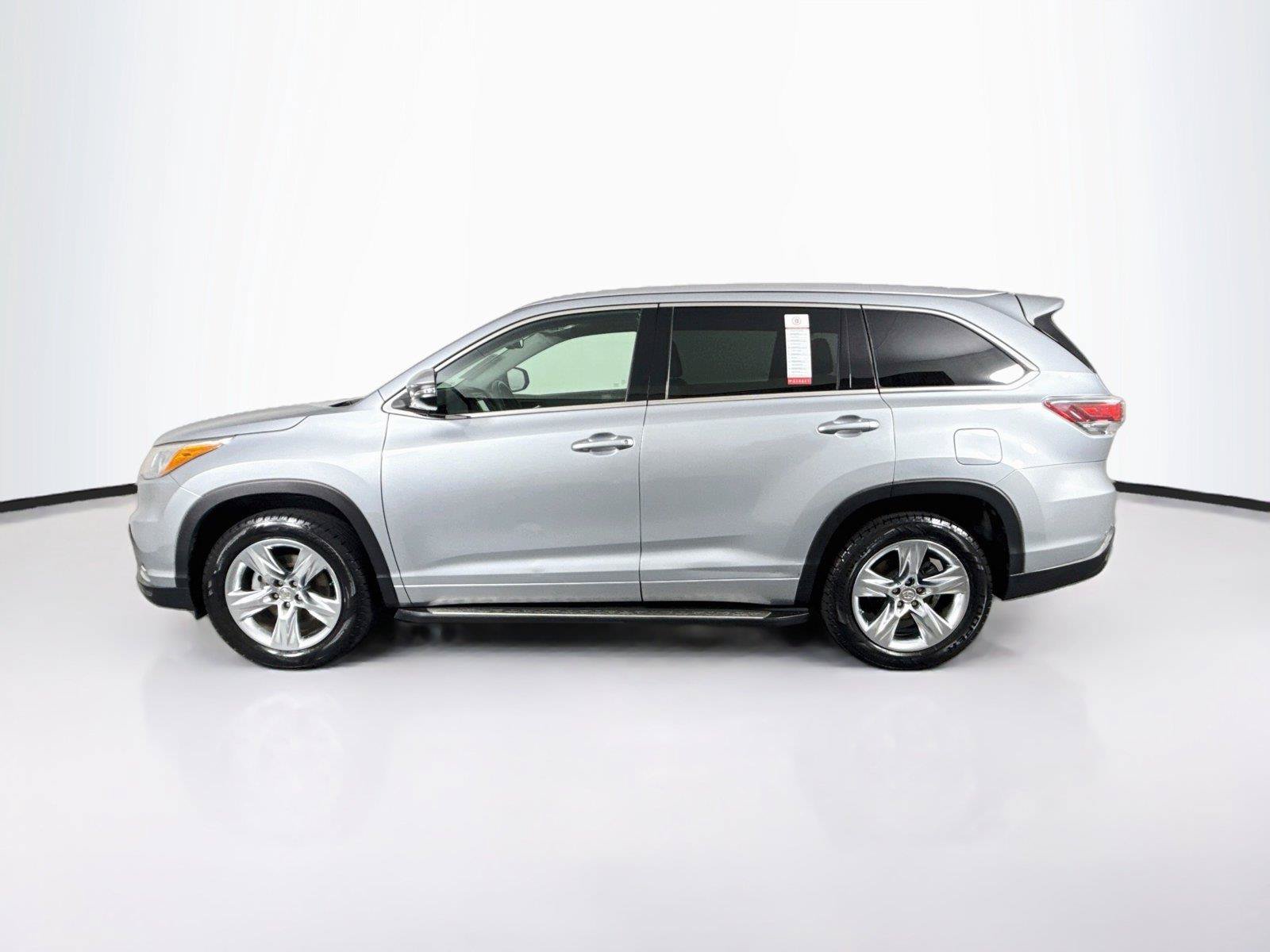 Used 2015 Toyota Highlander Limited FWD image 13