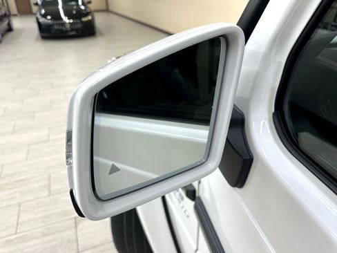 Used 2017 Mercedes-Benz G 63 AMG 4MATIC image 17