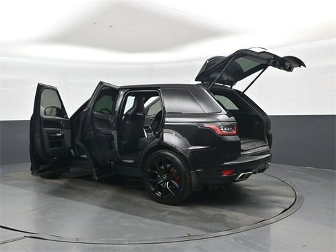 Used 2021 Land Rover Range Rover Sport SVR image 47