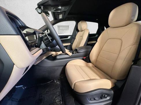 New 2026 Porsche Cayenne S AWD/4WD image 5
