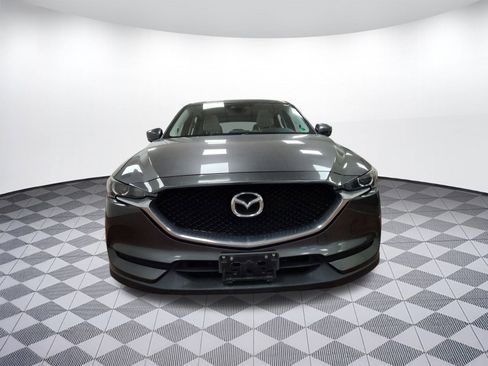 Used 2017 MAZDA CX-5 Touring w/ Preferred Equipment Package image 5