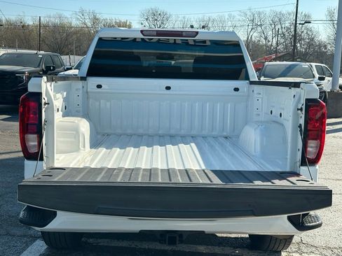 Used 2024 GMC Sierra 1500 Pro w/ Graphite Edition image 6