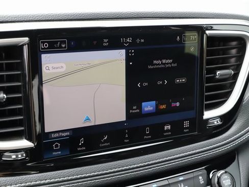 New 2026 Chrysler Pacifica Select image 34