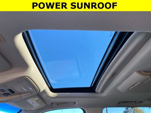 Used 2019 GMC Yukon Denali w/ Open Road Package image 12