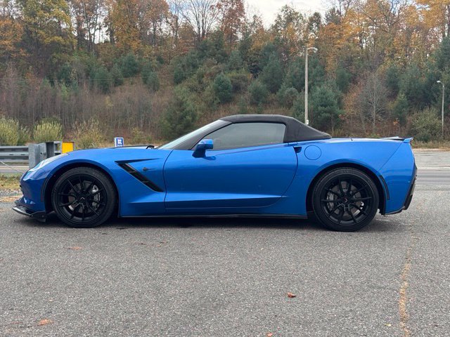 Used 2016 Chevrolet Corvette Stingray Convertible w/ 2LT Preferred Equipment Group RWD image 23