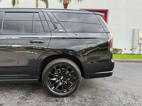 Used 2021 Cadillac Escalade Sport Platinum image 12