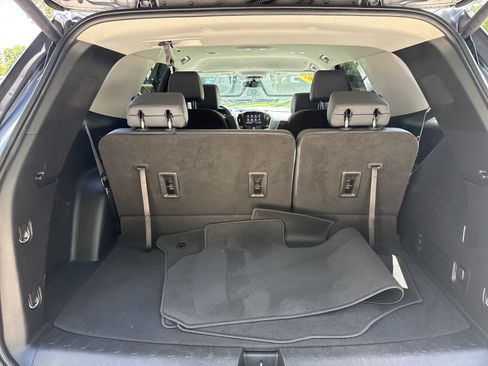 Used 2020 Chevrolet Traverse LT AWD/4WD image 18
