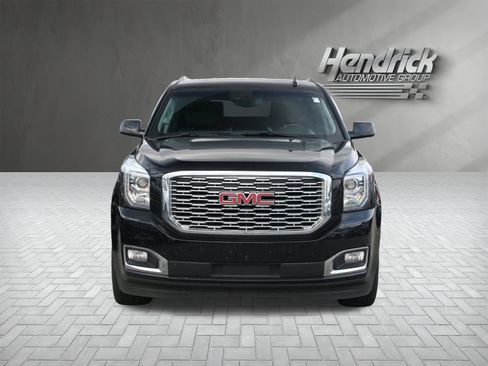 Used 2019 GMC Yukon XL Denali w/ Denali Ultimate Package image 5