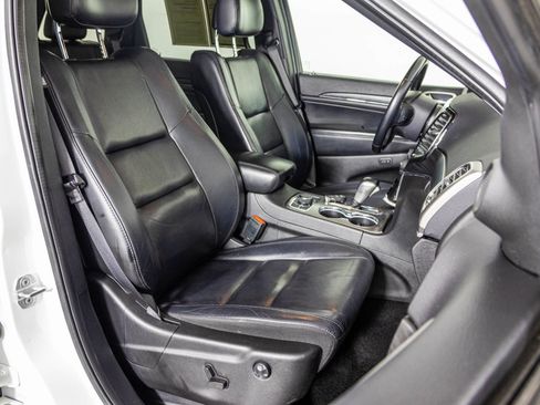 Used 2022 Jeep Grand Cherokee Limited AWD/4WD image 47