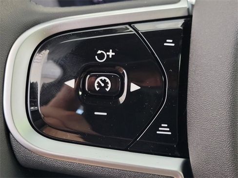 New 2026 Volvo XC60 T8 Plus w/ Protection Package Premier image 30