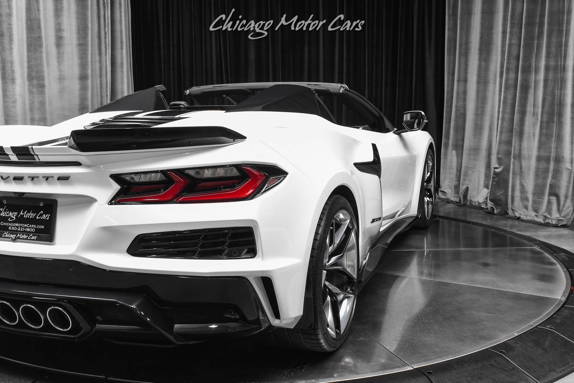 Used 2025 Chevrolet Corvette Z06 w/ Stealth Interior Trim Package RWD image 44
