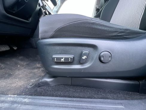 Used 2024 Toyota 4Runner SR5 image 12