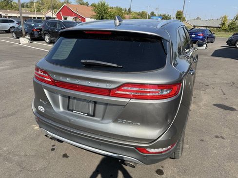 Used 2017 Lincoln MKC Select image 8