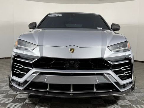 Used 2019 Lamborghini Urus image 11