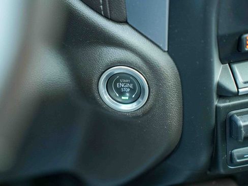 Used 2019 GMC Sierra 1500 SLT w/ SLT Premium Package image 47