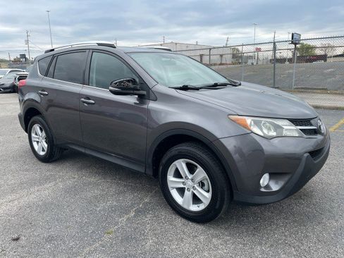 Used 2014 Toyota RAV4 XLE image 4