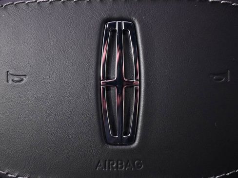 New 2025 Lincoln Navigator L Reserve w/ Jet Appearance Package image 33