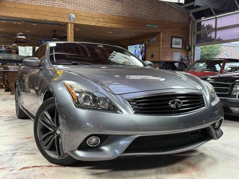Used 2015 INFINITI Q60 AWD Coupe w/ Premium Package image 3