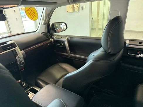 Used 2024 Toyota 4Runner Limited AWD/4WD image 34