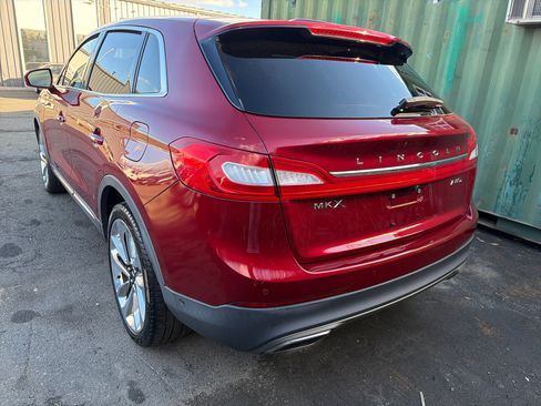 Used 2017 Lincoln MKX Reserve w/ Luxury Package image 13
