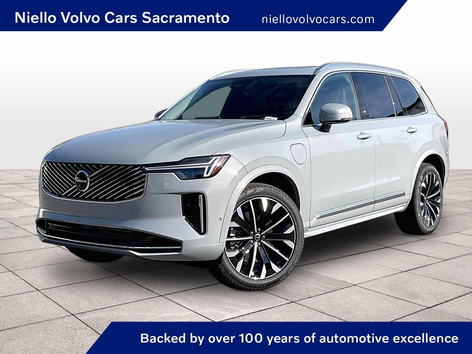 New 2026 Volvo XC90 T8 Ultra w/ Protection Package AWD/4WD image 1