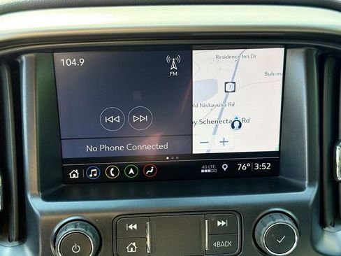 Used 2020 Chevrolet Colorado Z71 AWD/4WD image 16