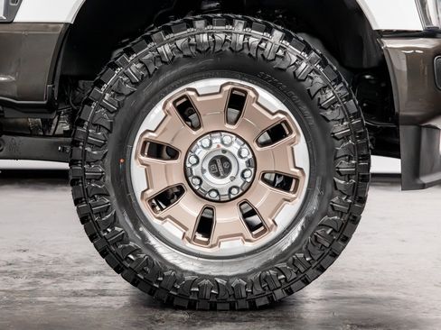 Used 2024 Ford F250 King Ranch w/ FX4 Off-Road Package AWD/4WD image 23