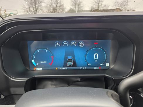 New 2026 Ford F250 Lariat w/ Black Appearance Package image 18