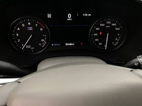 Used 2021 Cadillac XT6 Premium Luxury image 4