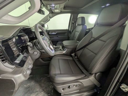 New 2026 GMC Sierra 1500 SLT w/ SLT Premium Package image 15