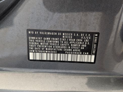 Used 2025 Volkswagen Jetta SE w/ Sunroof Package FWD image 37