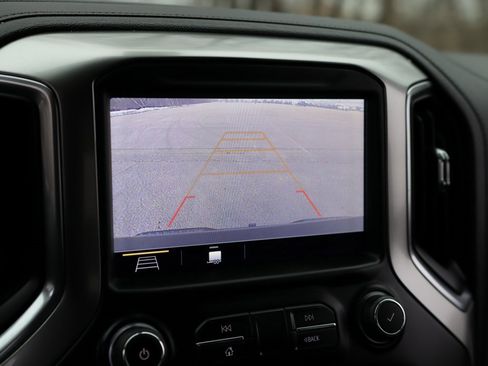 Used 2019 Chevrolet Silverado 1500 LT Trail Boss image 16