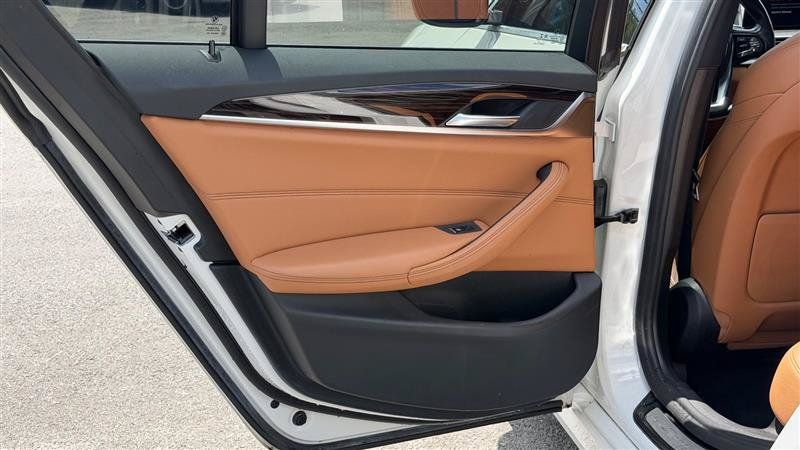 Used 2018 BMW 530i xDrive AWD/4WD image 44