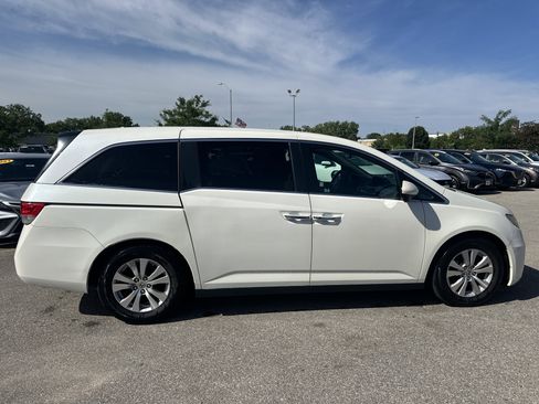 Used 2016 Honda Odyssey SE image 3