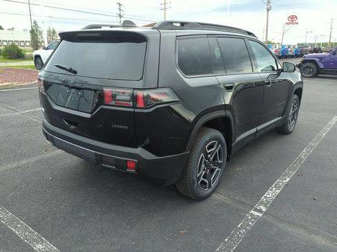 New 2026 Jeep Cherokee Laredo AWD/4WD image 8