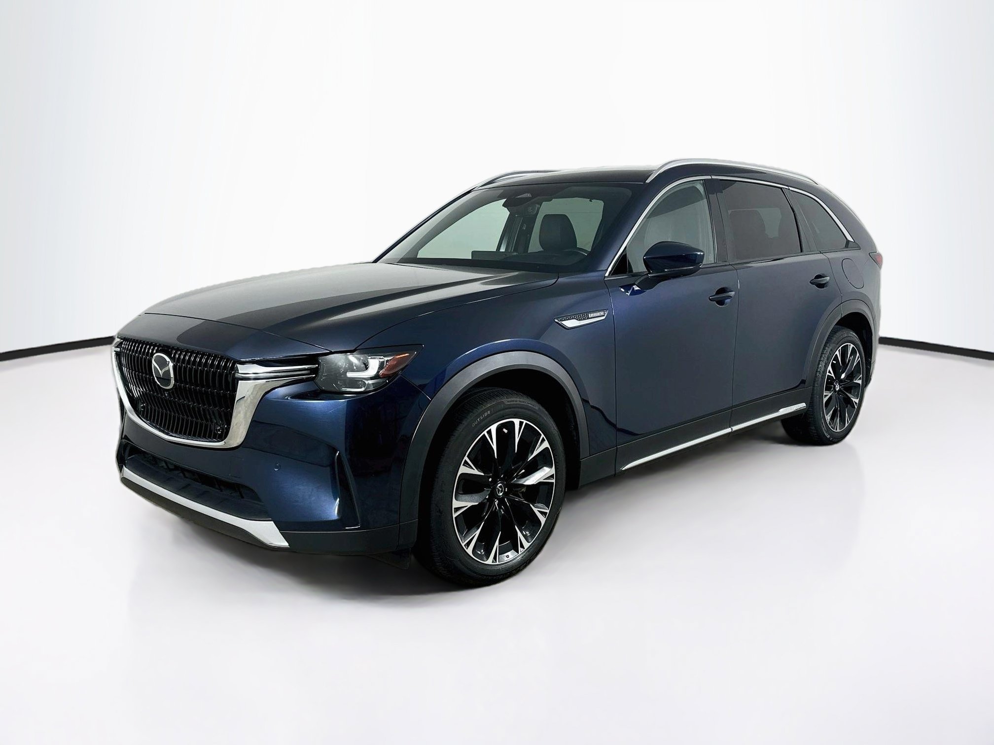 Used 2024 MAZDA CX-90 Plug-In Hybrid w/ Premium Plus AWD/4WD image 3